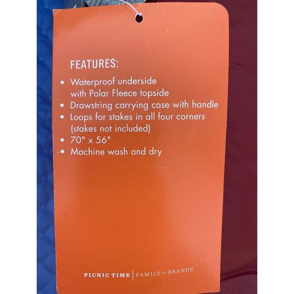 Oniva All-Purpose Machine Washable Water Proof Stadium Blanket Burgandy - Picture 4 of 4